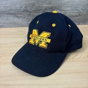 Vintage Michigan Wolverines Hat Cap Fitted 6 1/2 Black Wool Top of the World